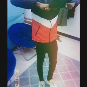 Meet your Posher, Jay